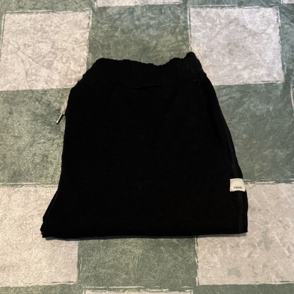 New Vuori Black Jogger Activewear Pants Size M - Picture 1 of 5
